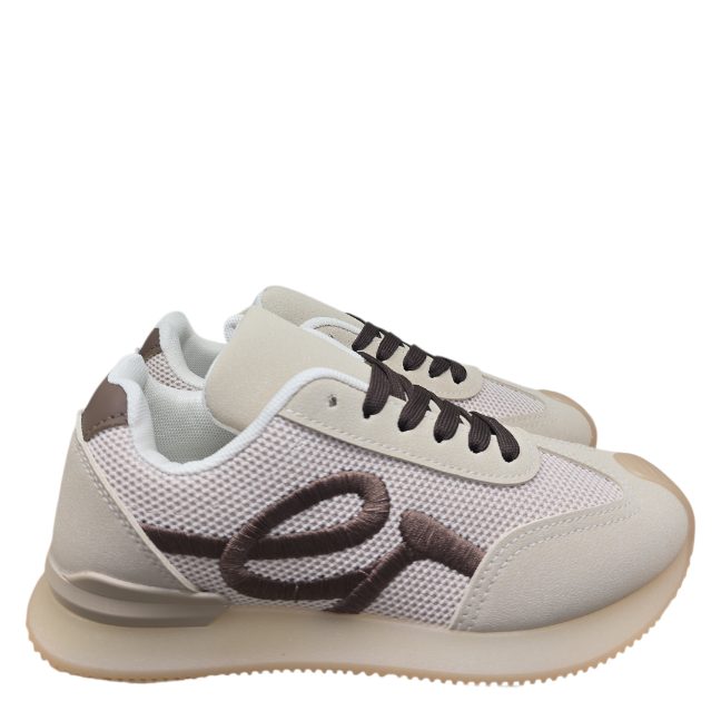 MDD16 Deportivo rejilla bordado