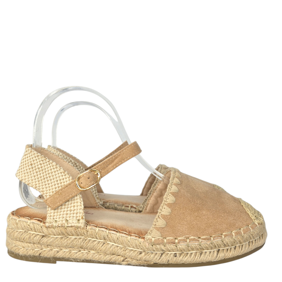 M.5652 Esparto cerrada